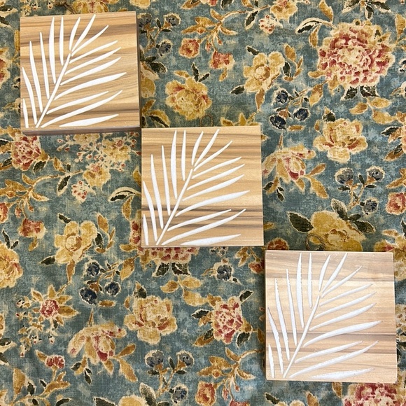 Palm leaf Mini Wooden Laser Cut Wall Decor Display - Three Piece Brown/W… - Picture 4 of 15
